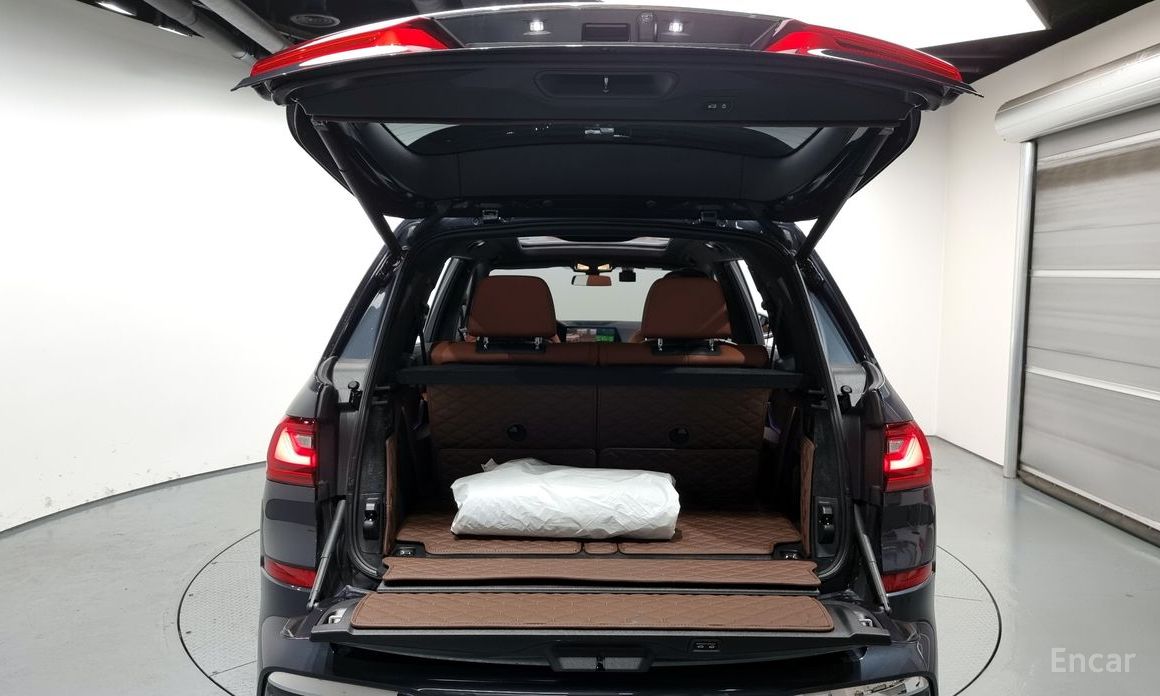 X7 (G07)xDrive 40i M Sport 6 seater 21