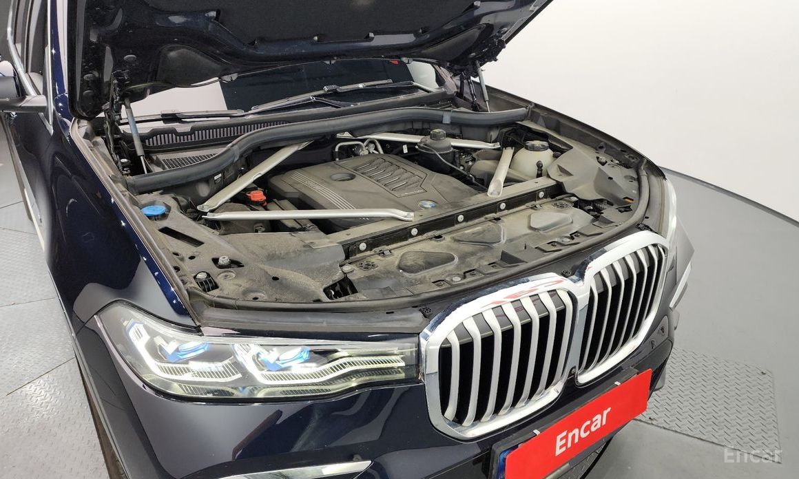 X7 (G07)xDrive 40i M Sport 6 seater 7