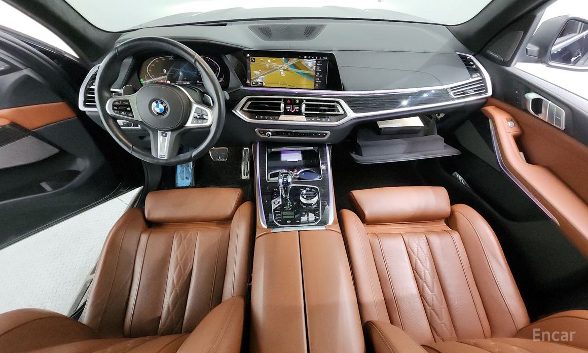 X7 (G07)xDrive 40i M Sport 6 seater 8