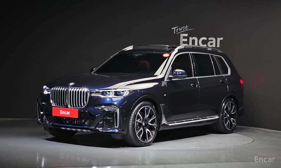 X7 (G07)xDrive 40i M Sport 6 seater 2