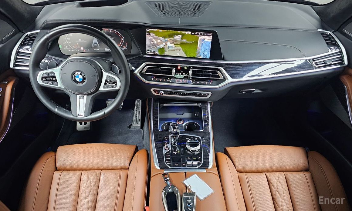 X7 (G07)xDrive 40i M Sport 6 seater 8