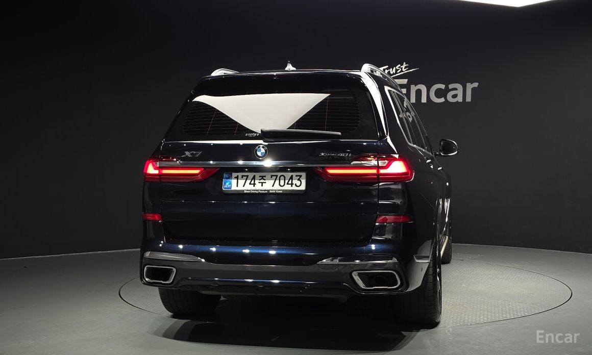 X7 (G07)xDrive 40i M Sport 6 seater 5