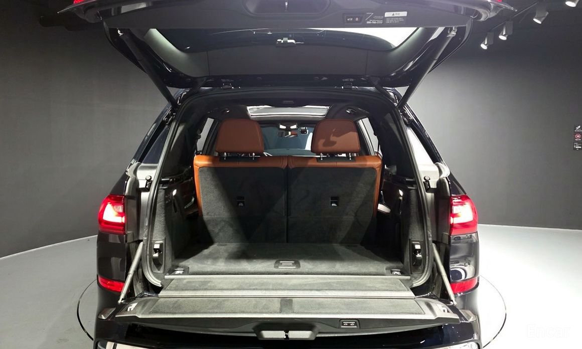 X7 (G07)xDrive 40i M Sport 6 seater 21