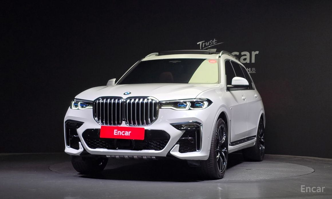 X7 (G07)xDrive 40i M Sport 6 seater 4