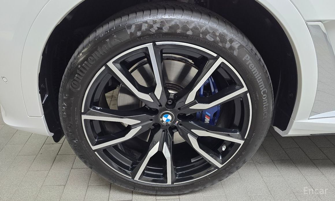 X7 (G07)xDrive 40i M Sport 6 seater 6