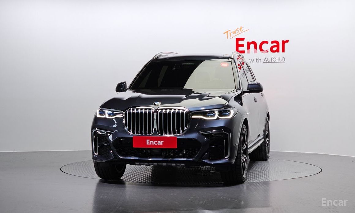 X7 (G07)xDrive 40i M Sport 6 seater 4