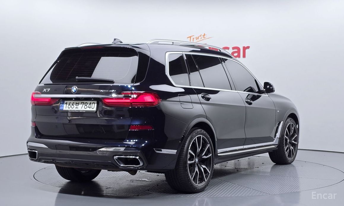 X7 (G07)xDrive 40i M Sport 6 seater 3