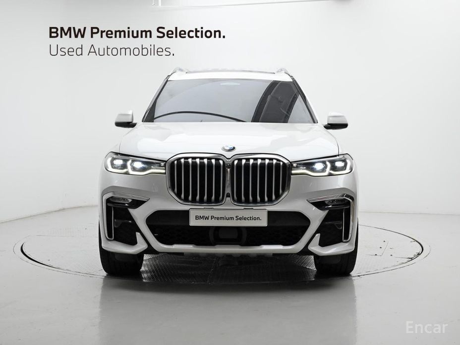 X7 (G07)xDrive 40i M Sport 6 seater 4