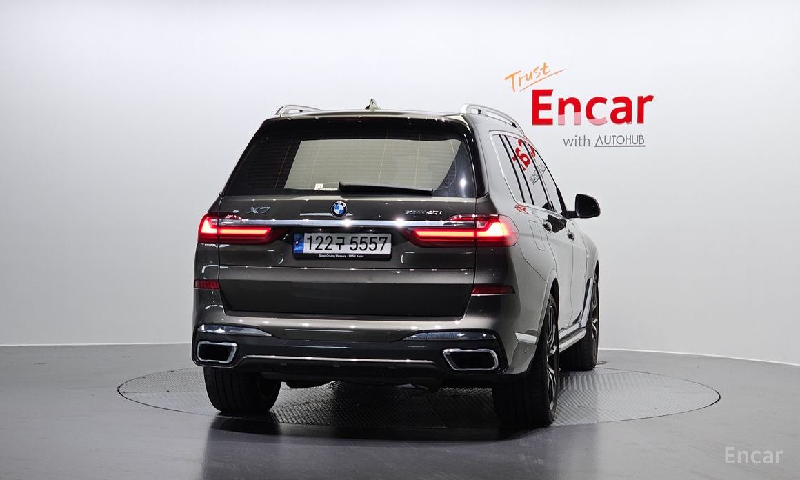 X7 (G07)xDrive 40i M Sport 6 seater 5