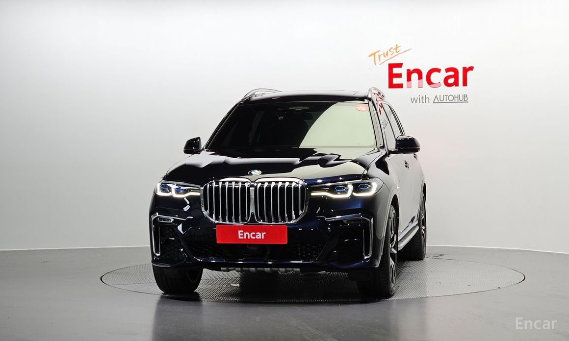 X7 (G07)xDrive 40i M Sport 6 seater 4