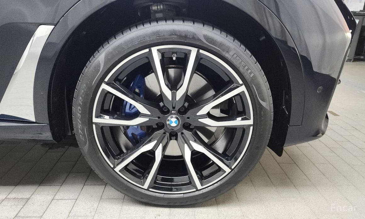 X7 (G07)xDrive 40i M Sport 6 seater 6