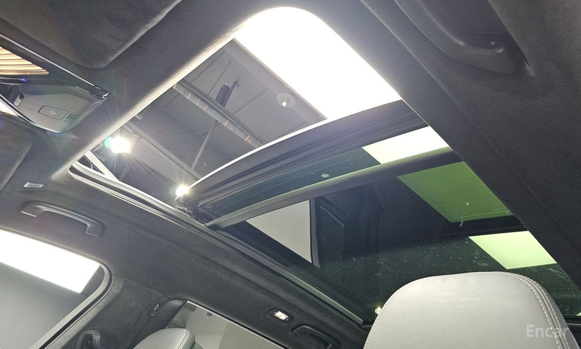 X7 (G07)xDrive 40i M Sport 6 seater 18