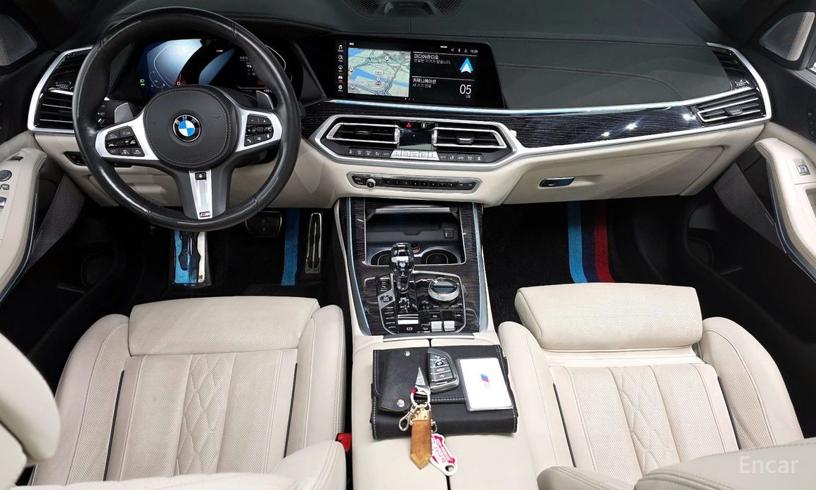 X7 (G07)xDrive 40i M Sport 6 seater 8