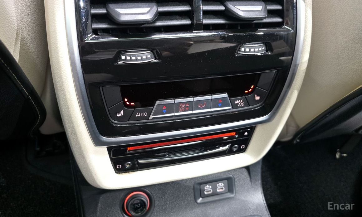 X7 (G07)xDrive 40i M Sport 6 seater 20