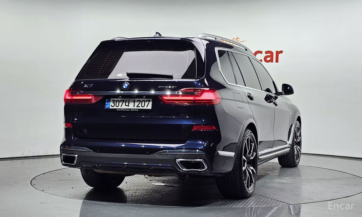 X7 (G07)xDrive 40i M Sport 6 seater 3