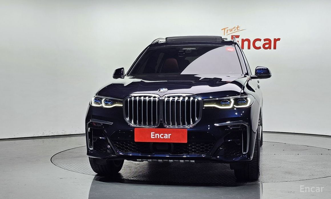 X7 (G07)xDrive 40i M Sport 6 seater 4