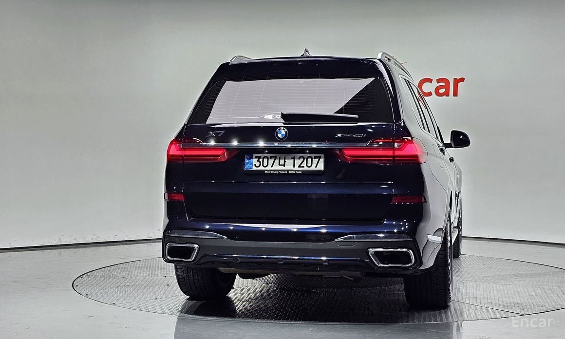 X7 (G07)xDrive 40i M Sport 6 seater 5
