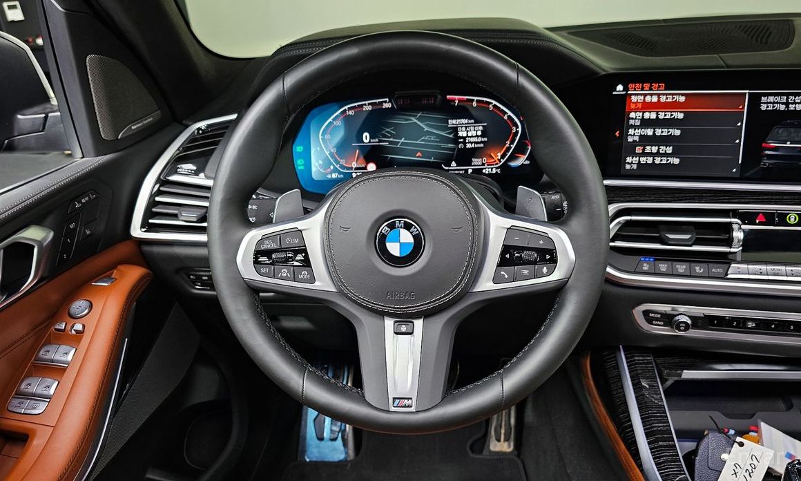 X7 (G07)xDrive 40i M Sport 6 seater 14