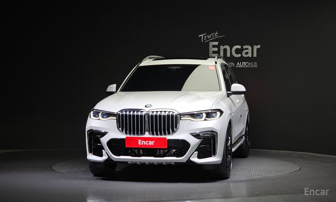 X7 (G07)xDrive 40i M Sport 6 seater 4