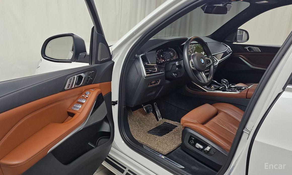 X7 (G07)xDrive 40i M Sport 6 seater 11