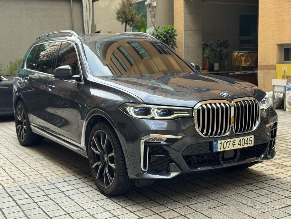 BMW X7 (G07)xDrive 40i M Sport 6 seater №4