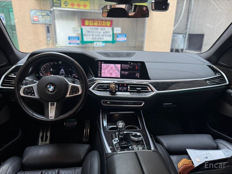 BMW X7 (G07)xDrive 40i M Sport 6 seater №8