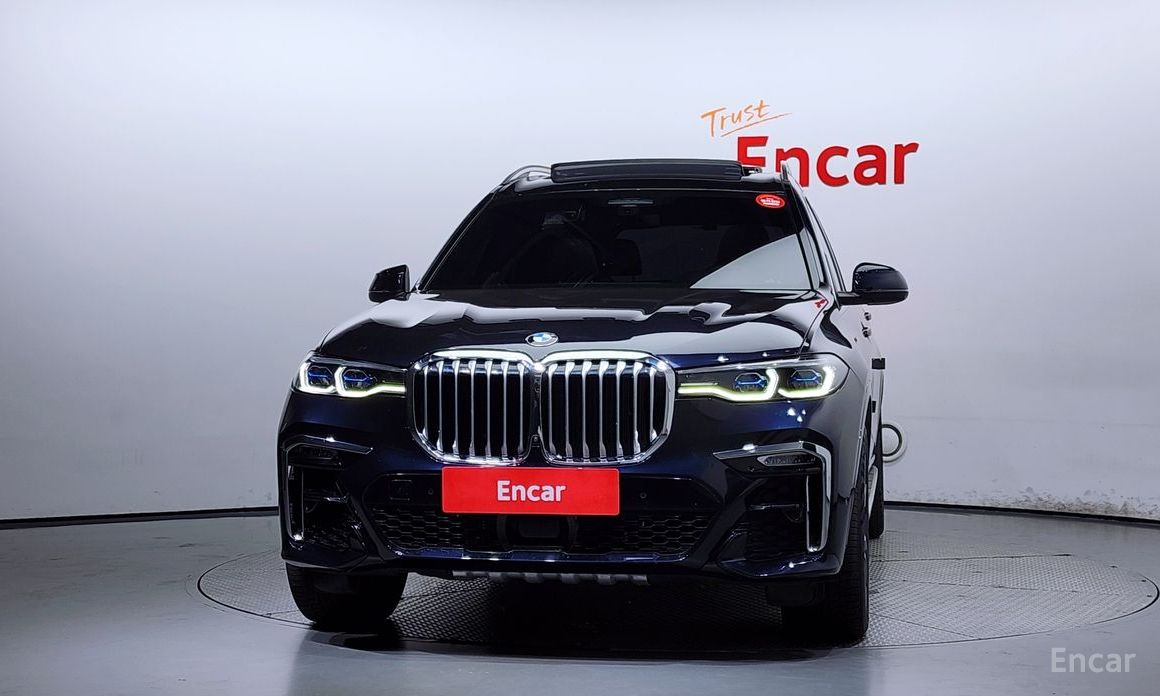 X7 (G07)xDrive 40i M Sport 6 seater 4