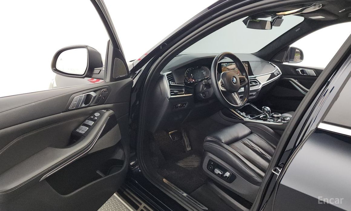 X7 (G07)xDrive 40i M Sport 6 seater 11