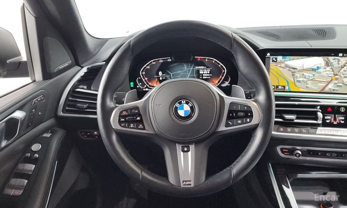 X7 (G07)xDrive 40i M Sport 6 seater 14