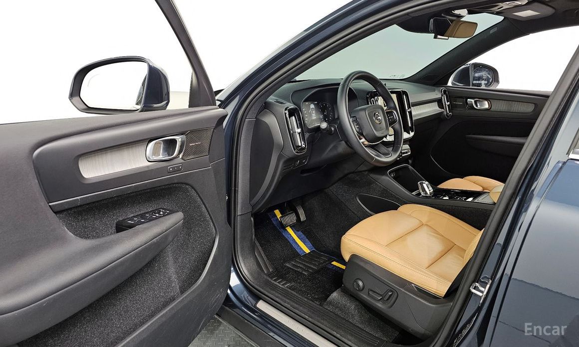 XC40B4 Inspiration 11