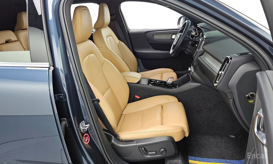 XC40B4 Inspiration 12