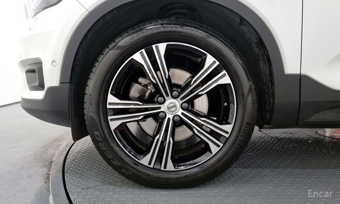 XC40B4 Inspiration 6