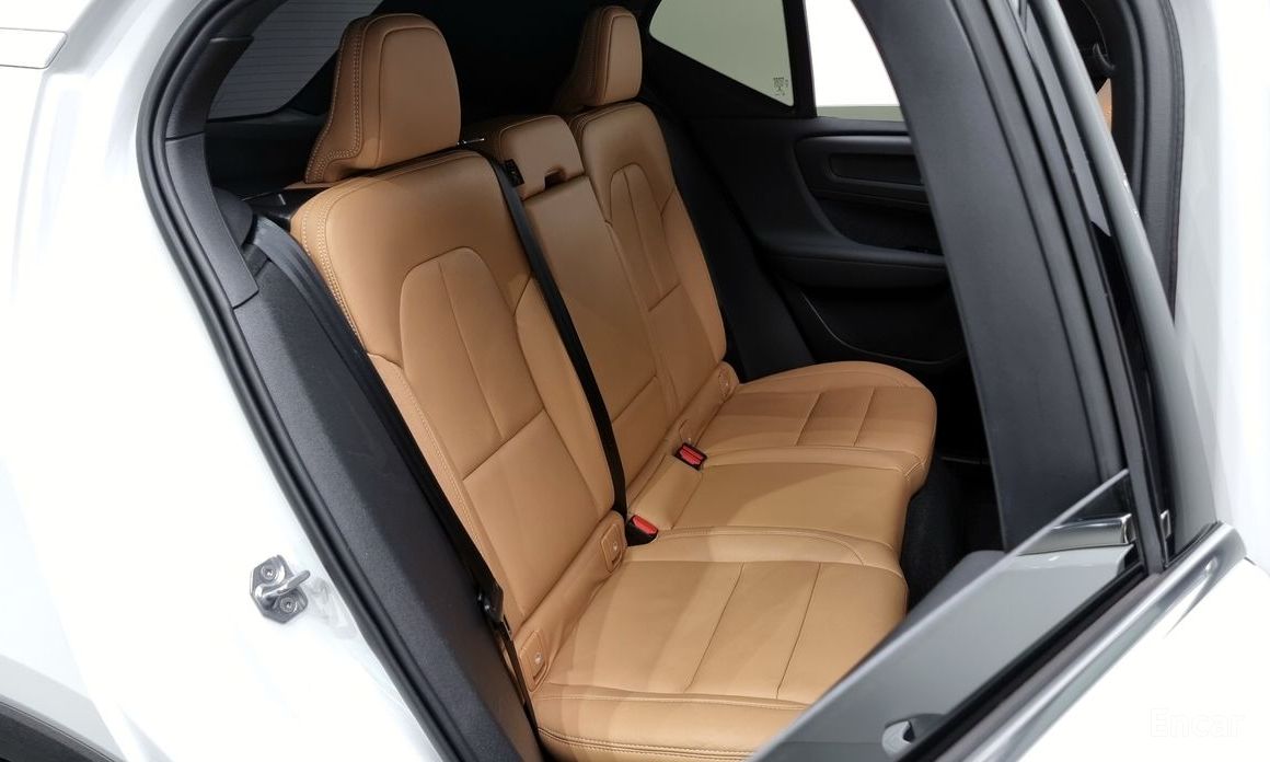XC40B4 Inspiration 13