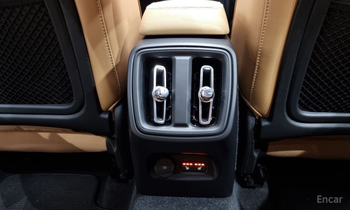 XC40B4 Inspiration 20