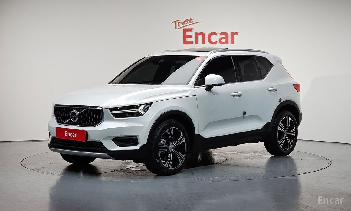 Volvo XC40B4 Inspiration №2