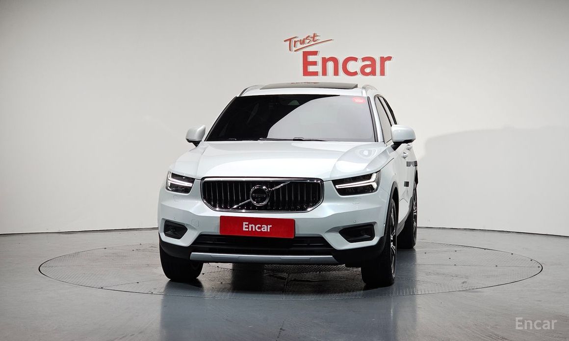 Volvo XC40B4 Inspiration №4