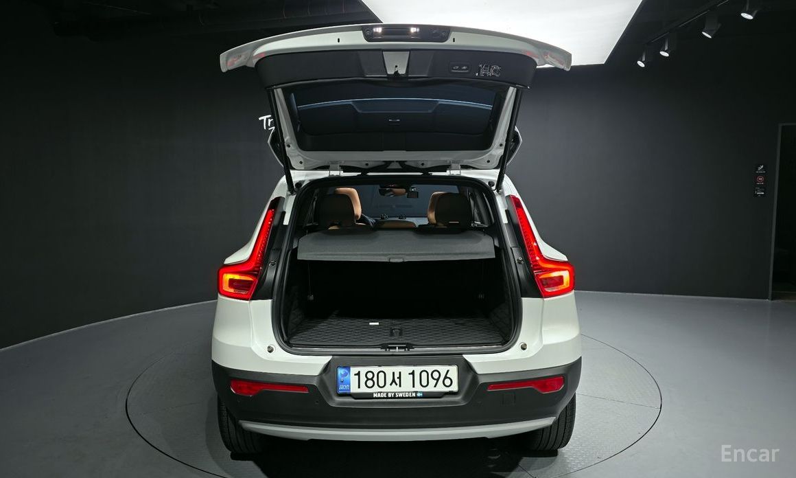 XC40B4 Inspiration 21