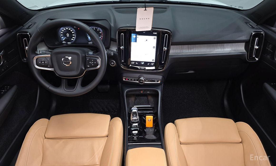 Volvo XC40B4 Inspiration №8
