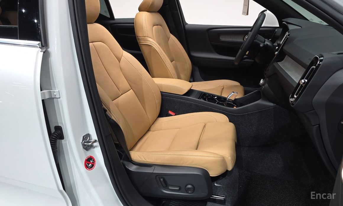 Volvo XC40B4 Inspiration №11