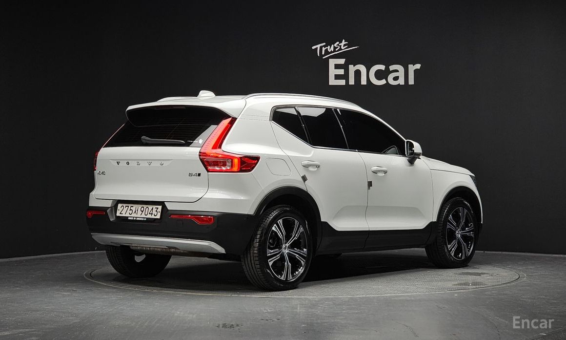 Volvo XC40B4 Inspiration №3