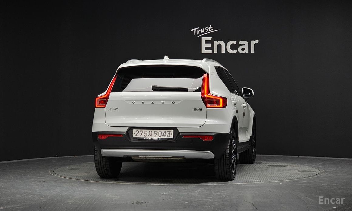 Volvo XC40B4 Inspiration №5