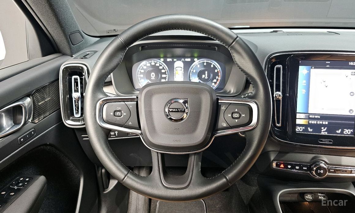 Volvo XC40B4 Inspiration №14