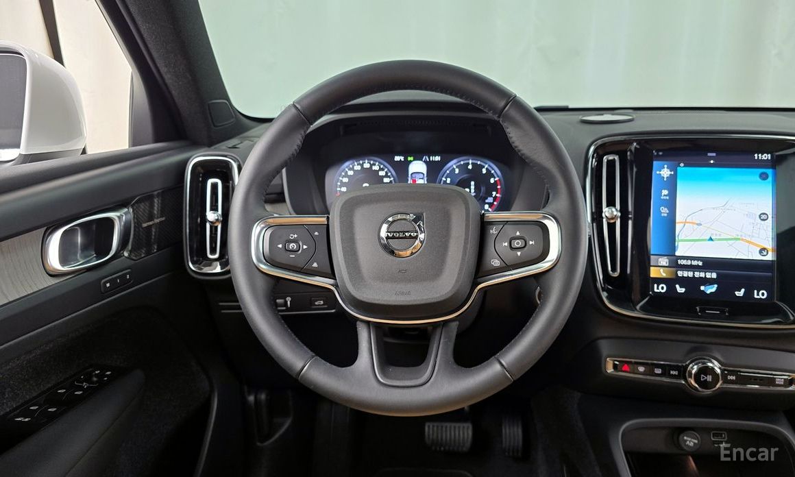 XC40B4 Inspiration 14