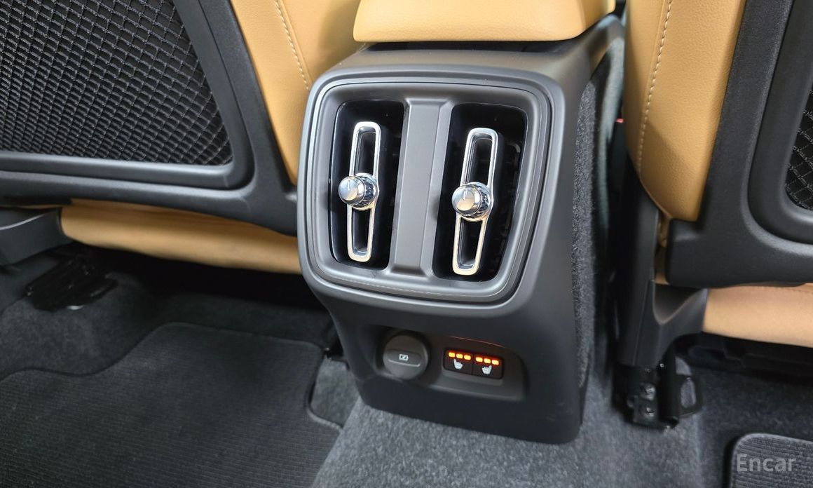 XC40B4 Inspiration 20