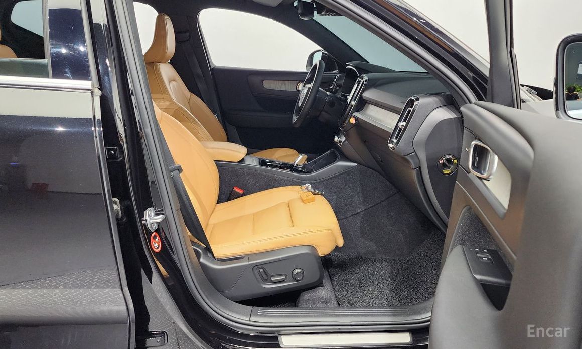XC40B4 Inspiration 12