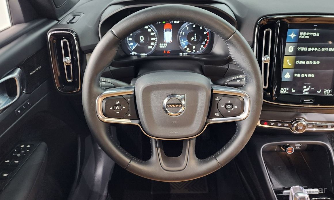 XC40B4 Inspiration 14