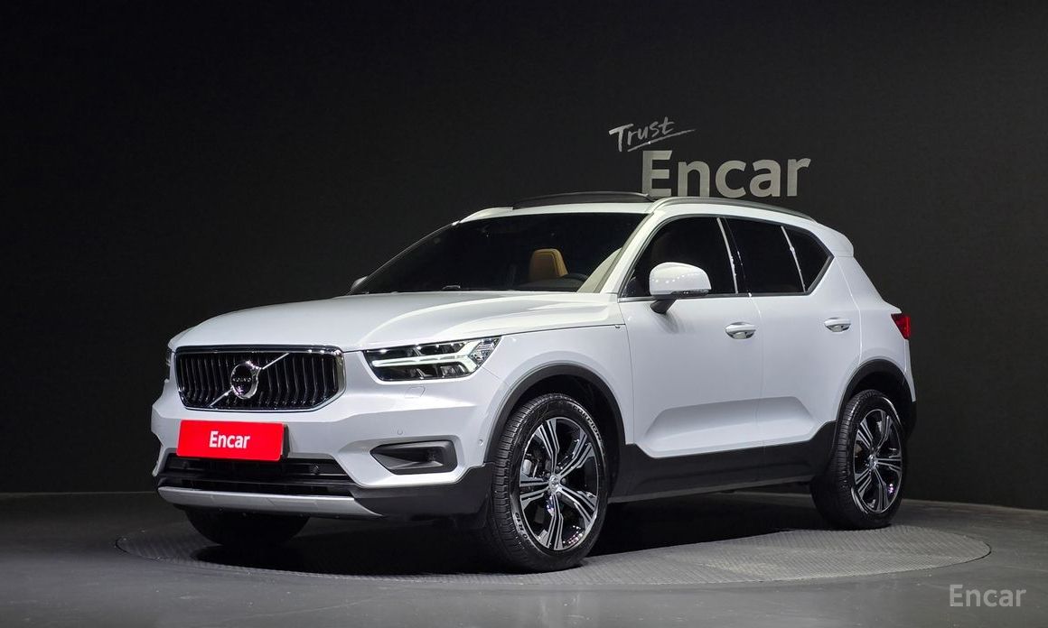 Volvo XC40B4 Inspiration №2