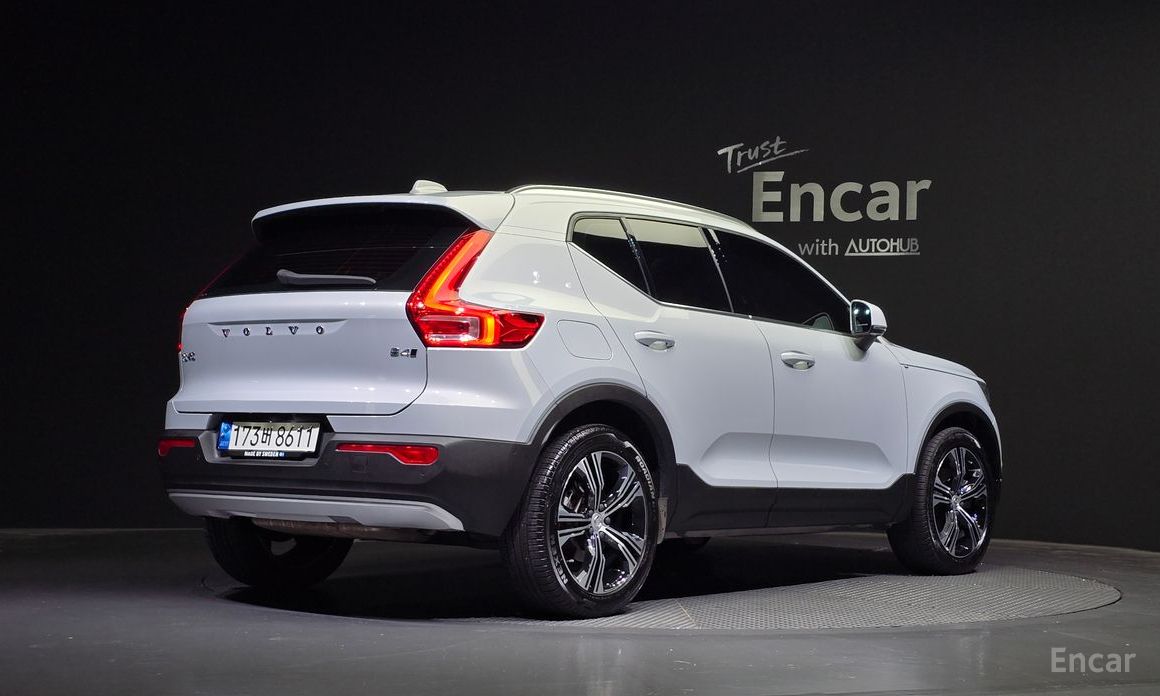 Volvo XC40B4 Inspiration №3