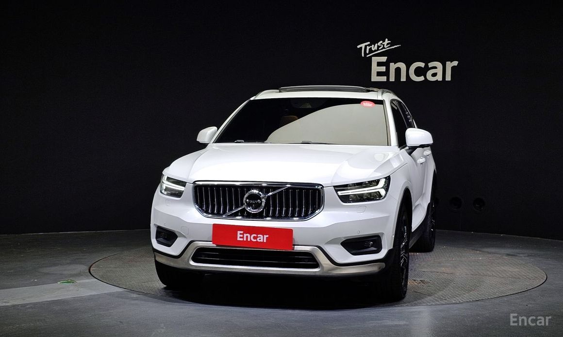 Volvo XC40B4 Inspiration №4
