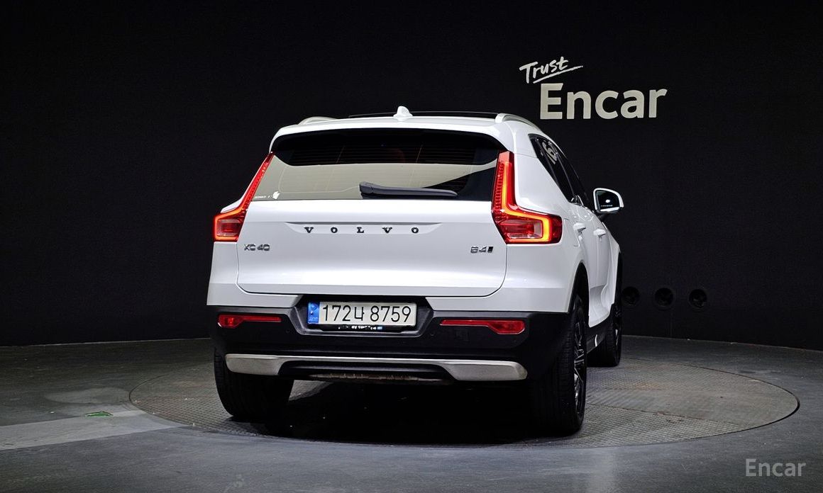 Volvo XC40B4 Inspiration №5